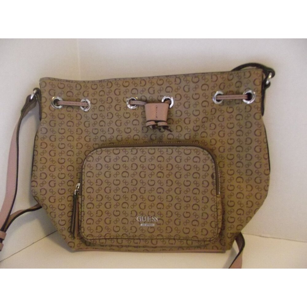 Guess Stimson Signature Crossbody Bag W/Adjustable Straps          B1C      5/7/